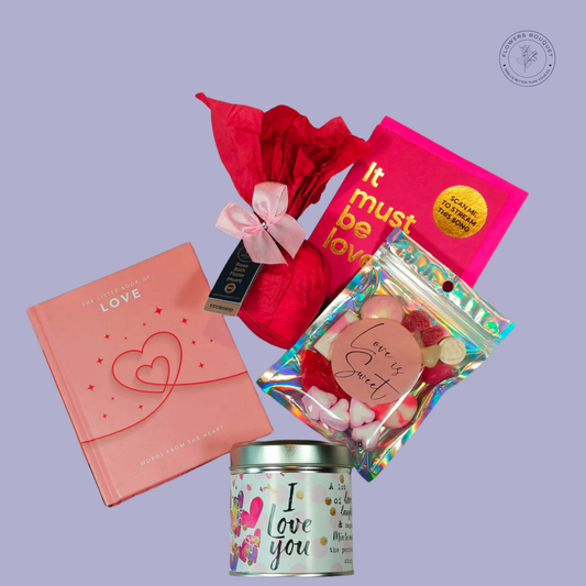 Romantic Love & Sweet Treats Gift Set