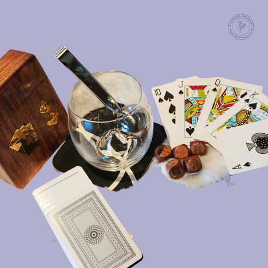Whiskey & Cards Gentleman’s Gift Set