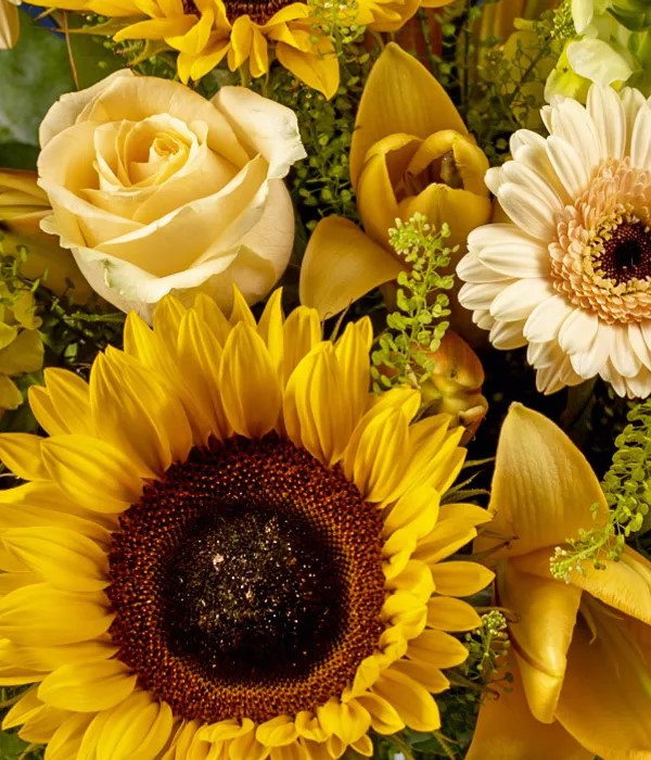 Bright Sunflower & Rose Bouquet